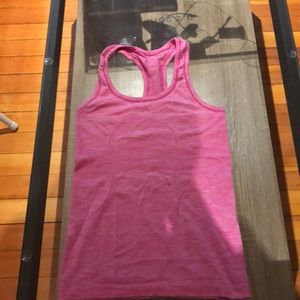 lululemon athletica Tops - Women’s lululemon tank lululemon athletica Tops - Women’s lululemon tank